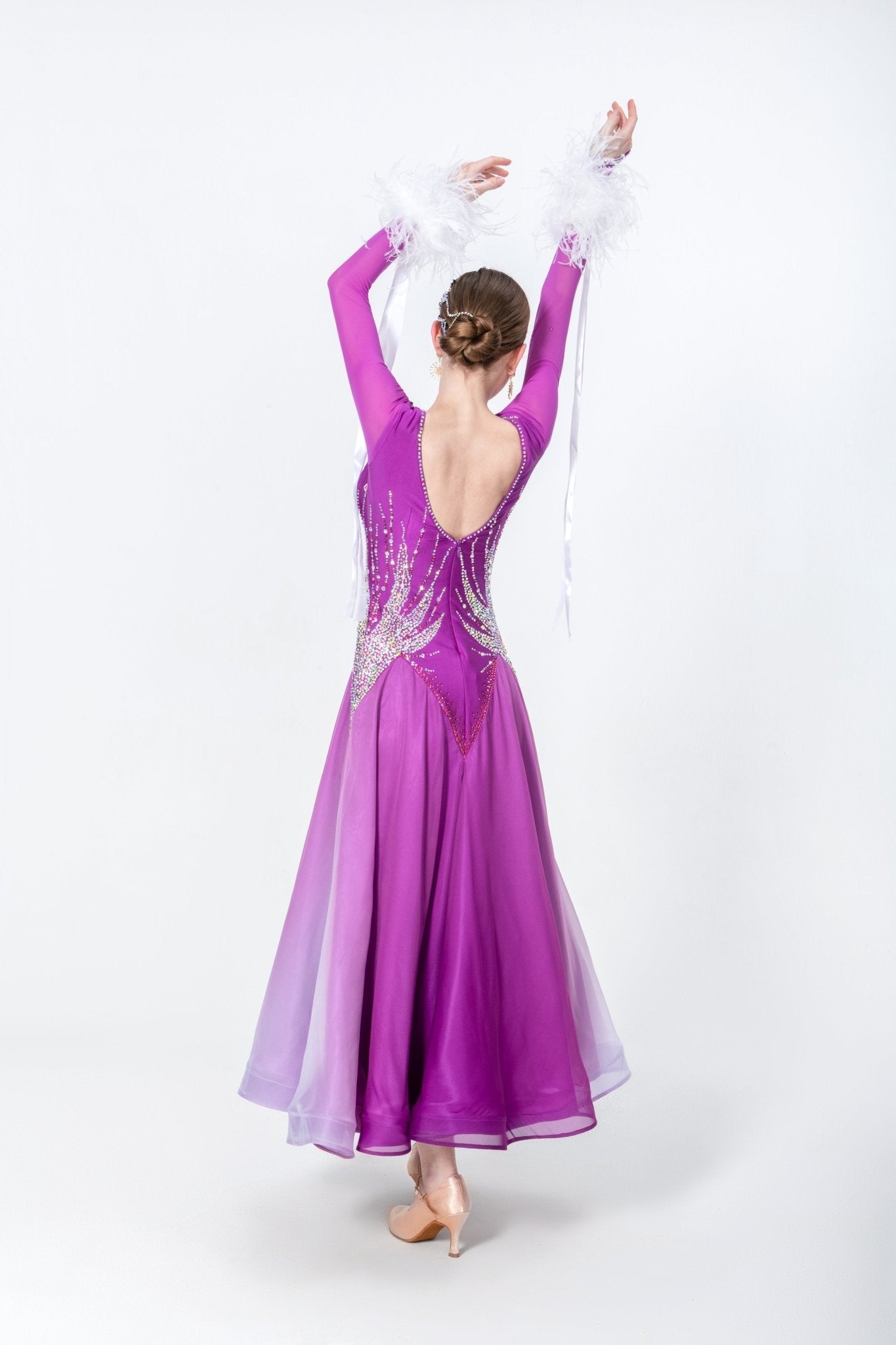 Contrast Color Crystallized Standard Dress Standard/Smooth 