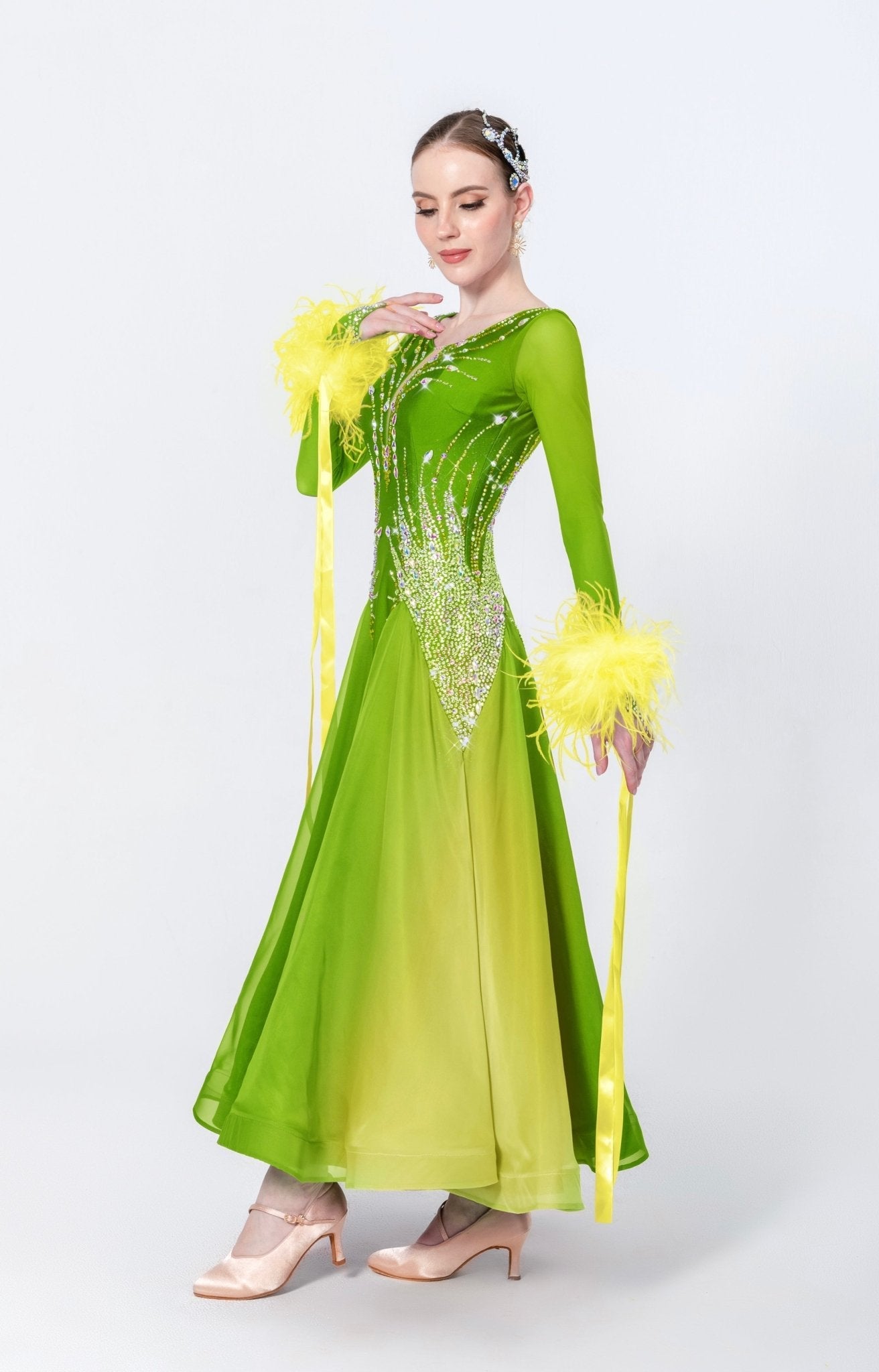 Contrast Color Crystallized Standard Dress Standard/Smooth 