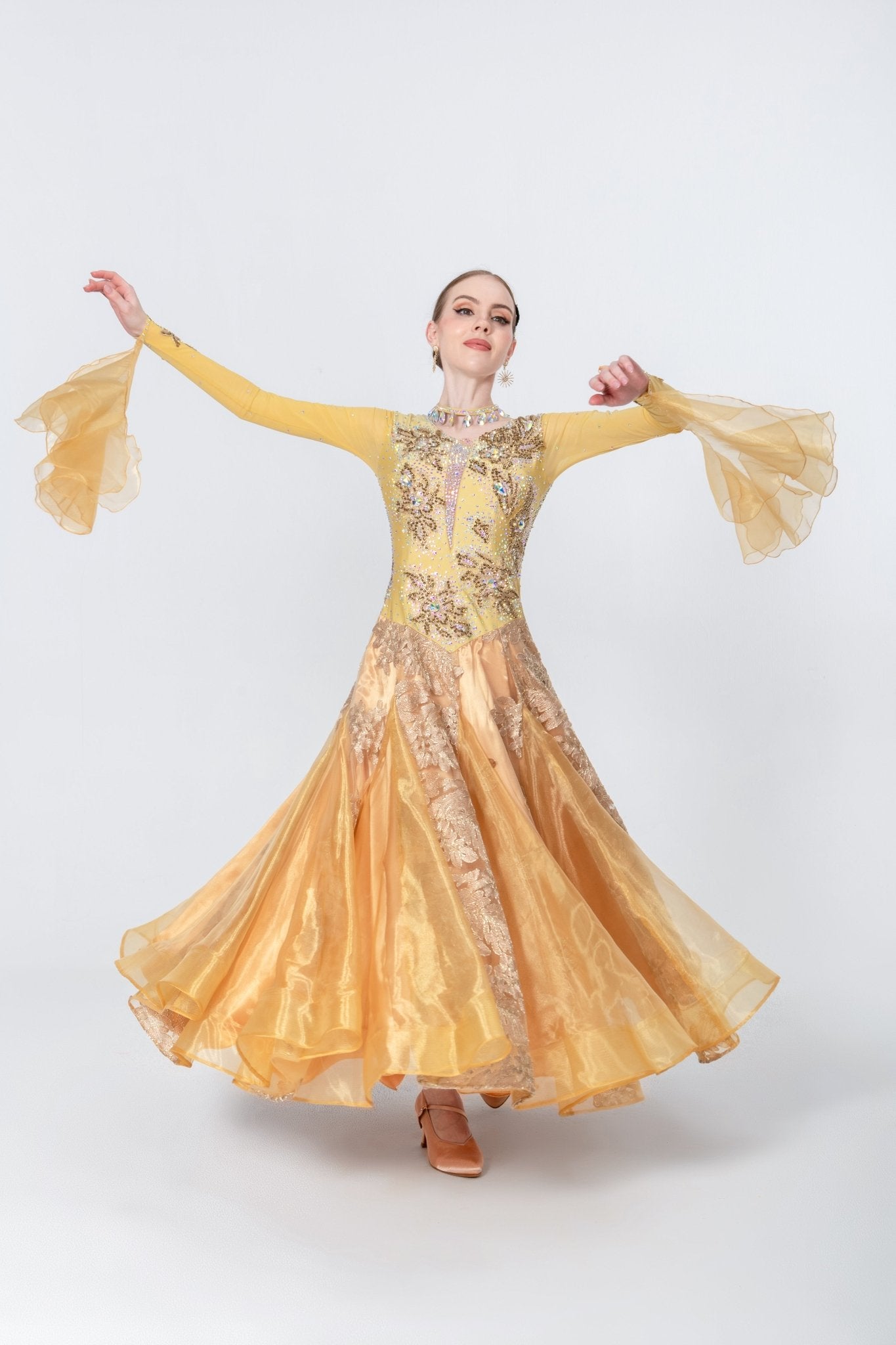 Crystalline Floral Standard Dress Standard/Smooth 