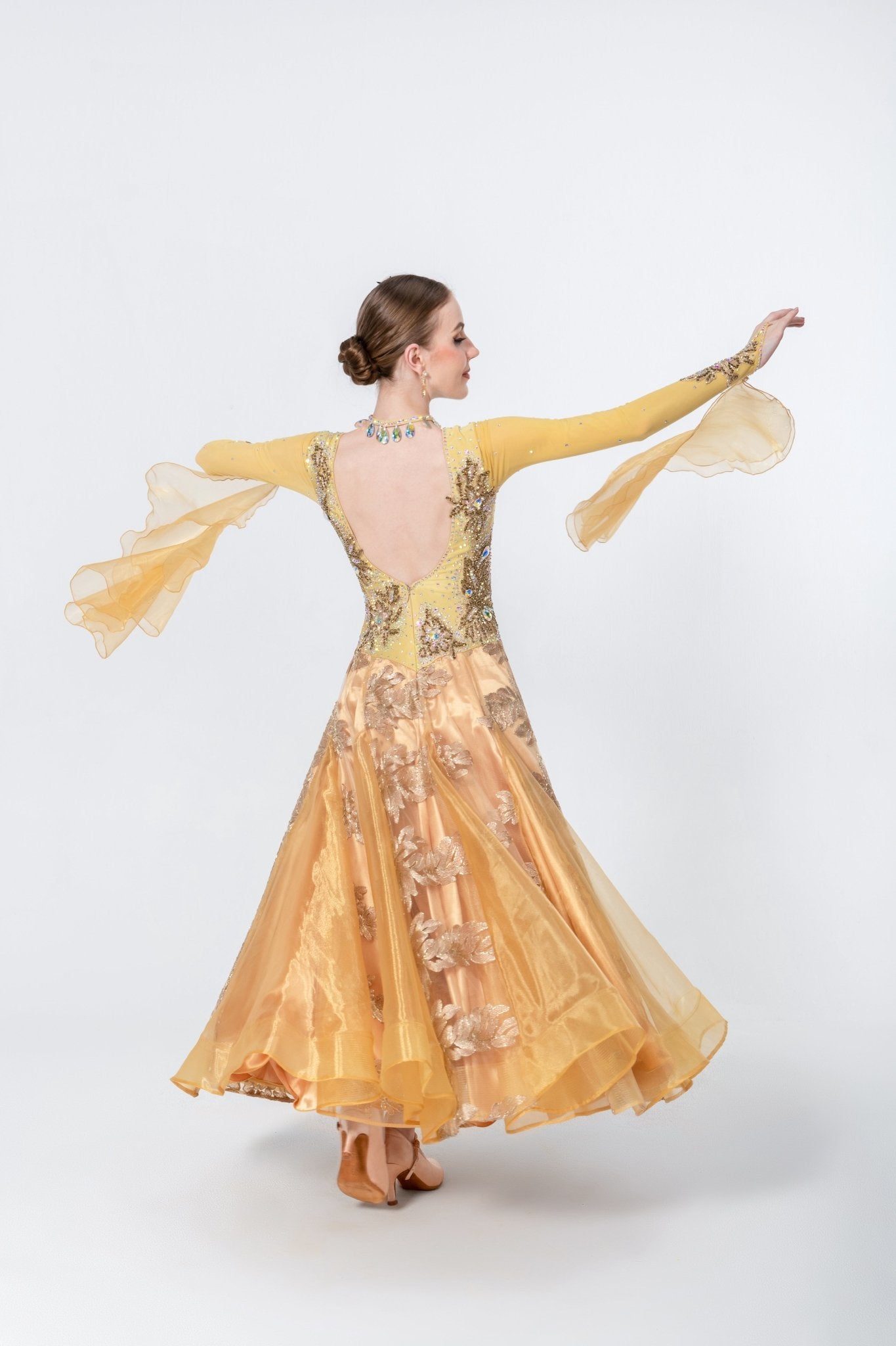 Crystalline Floral Standard Dress Standard/Smooth 