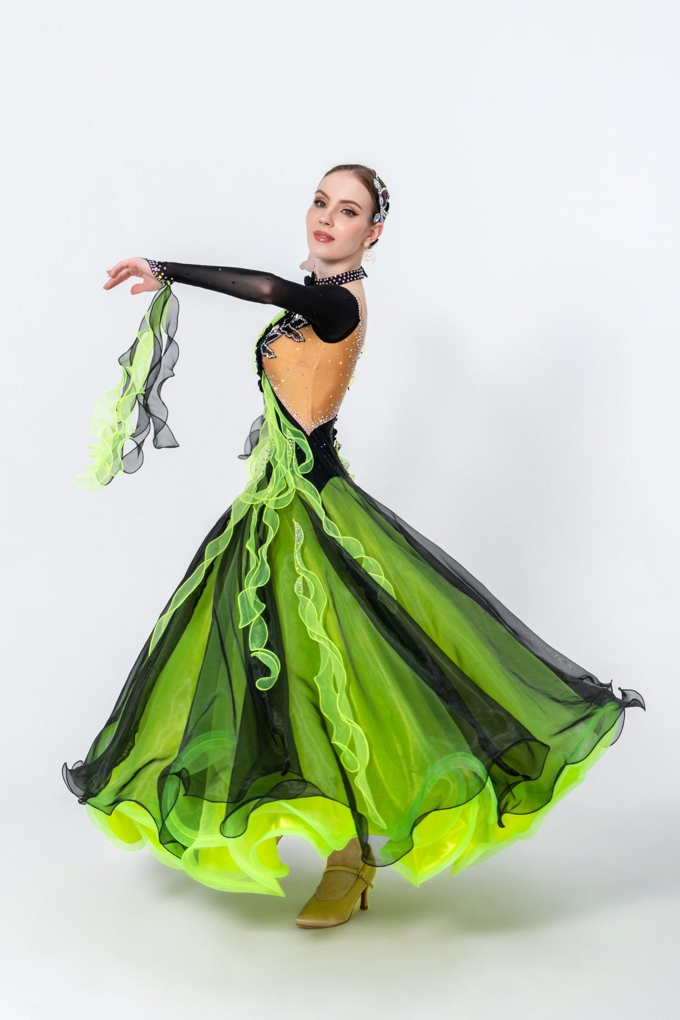 Crystalline Flower Crepes Ballroom Standard Dress Standard/Smooth 