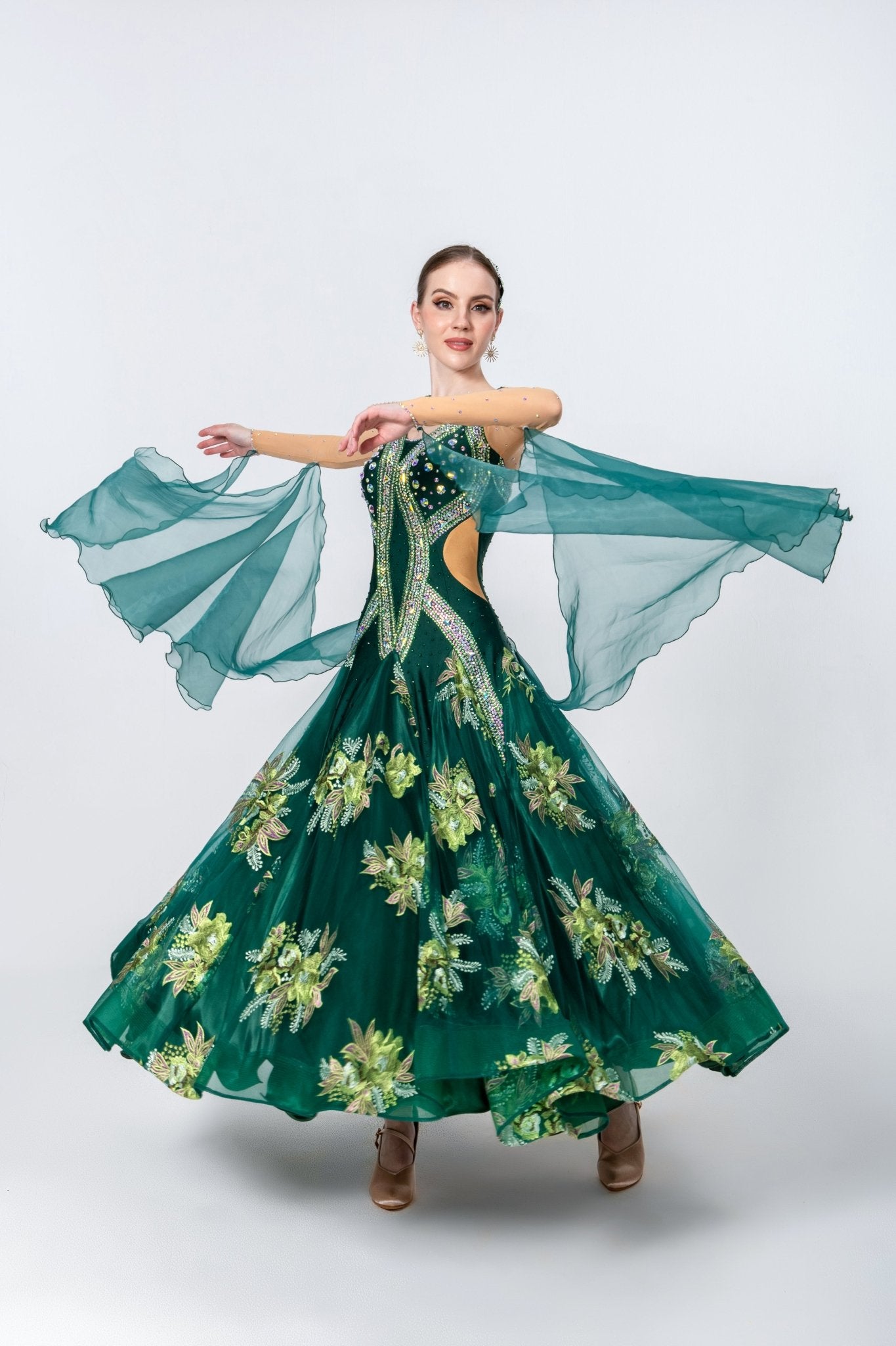 Crystalline Hand Embroidery Standard Dress Standard/Smooth 