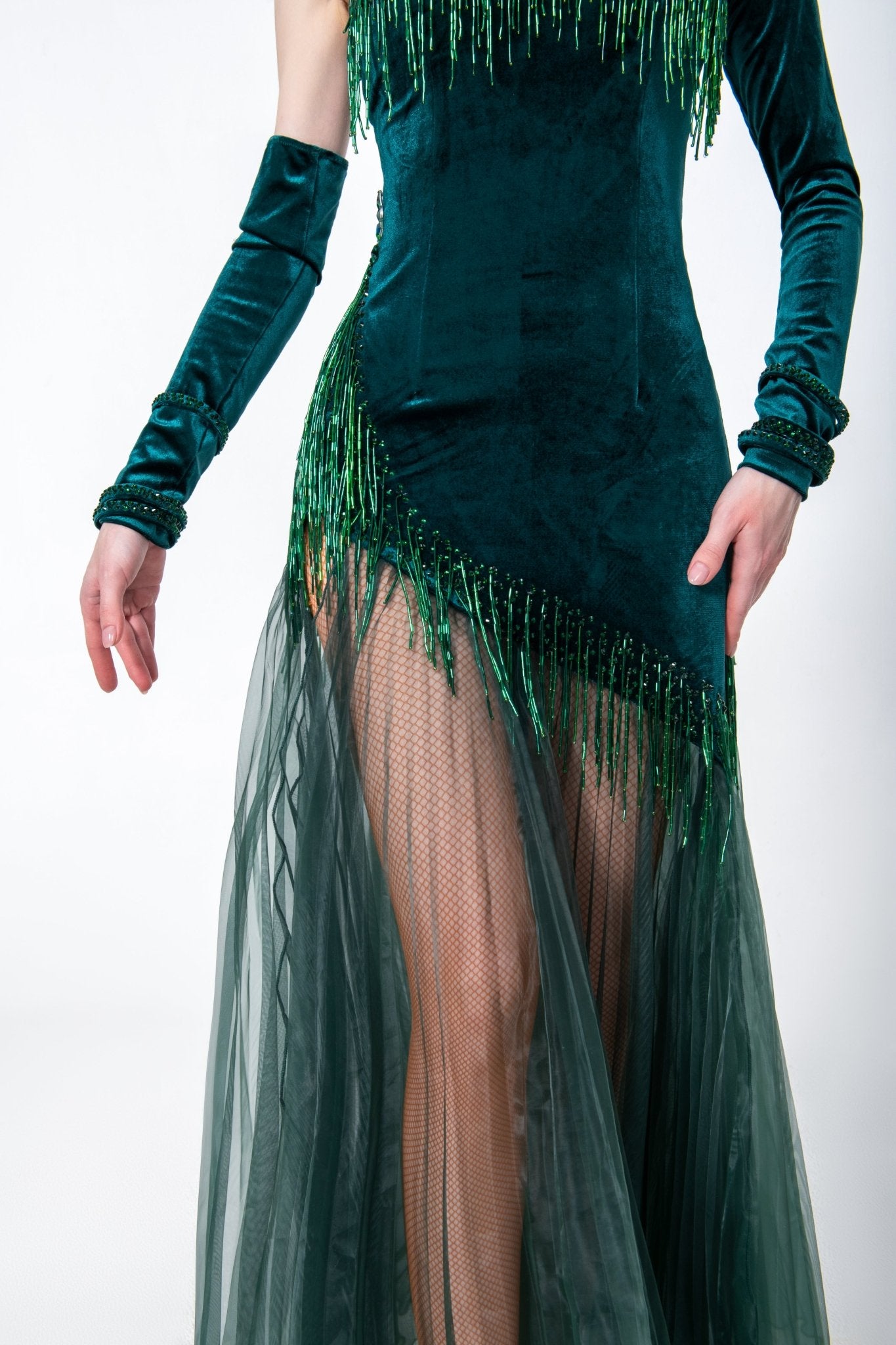 One - sleeve Pleated Skirt Crystalline Smooth Dress Latin/Rhythm 